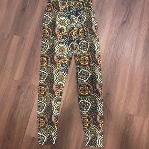 Plus size leggings